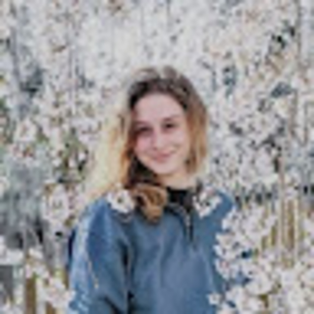 Meet your Posher, Daniella